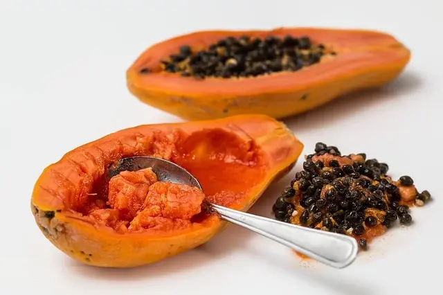 Główne zdjęcie - Jak jeść papaję? Będziecie zdziwione, ile ma kalorii!