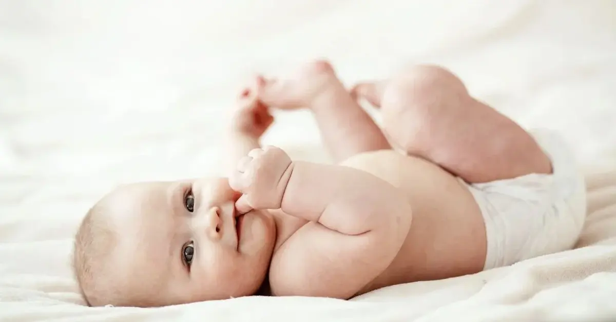Główne zdjęcie - Jaki wybrać materac dla niemowlaka, aby zapewnić mu zdrowy sen?