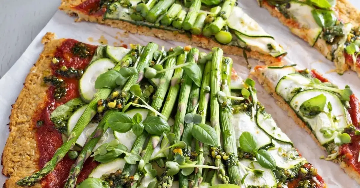 Główne zdjęcie - Aromatyczna pizza ze świeżymi warzywami - idealna na wiosenne odchudzanie!