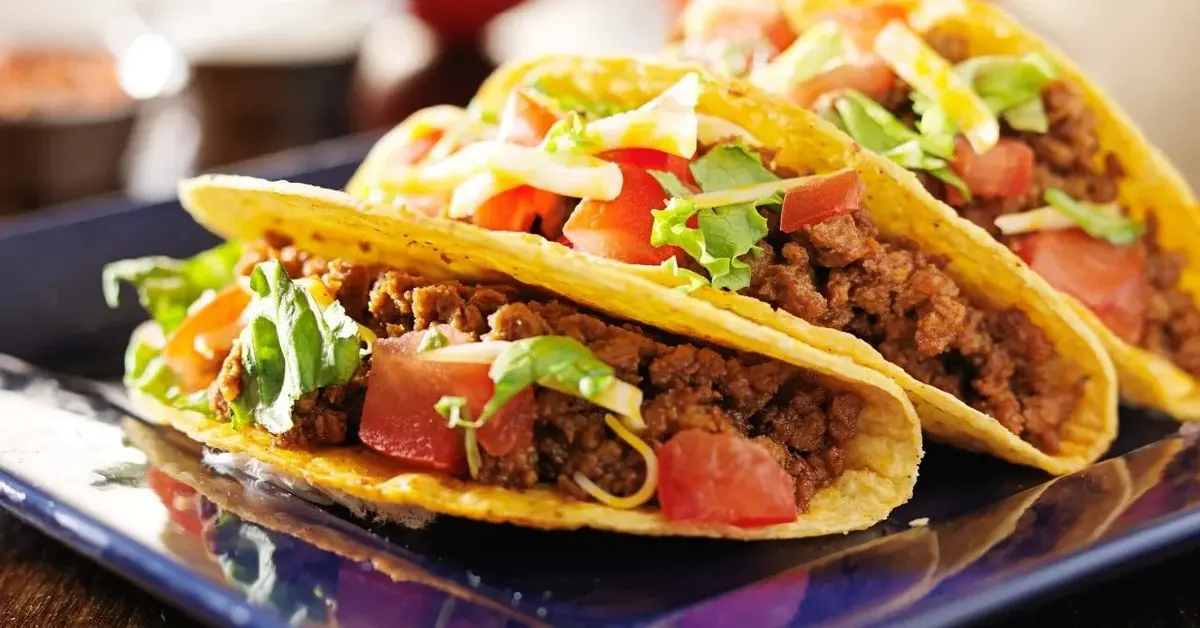 Główne zdjęcie - Szybka przekąska na ciepło. Tacos z wołowiną i fasolą!