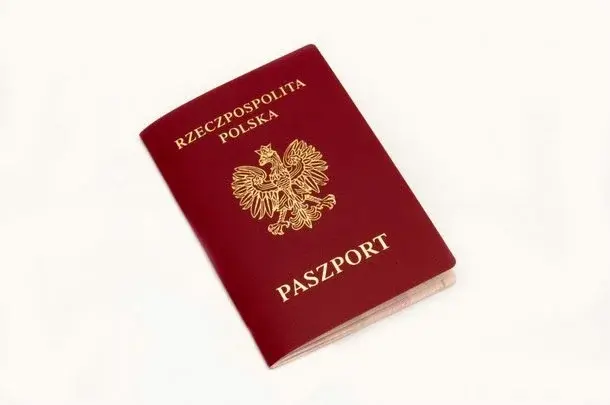 Główne zdjęcie - Jak wyrobić paszport dla dorosłego i dla dziecka?