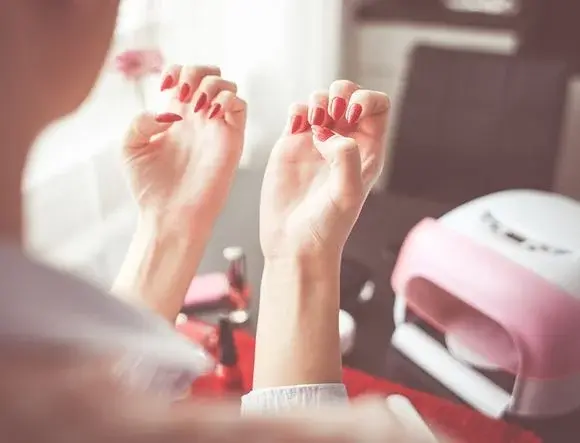 8 wskazówek, dzięki którym będziesz miała piękne i zdrowe paznokcie