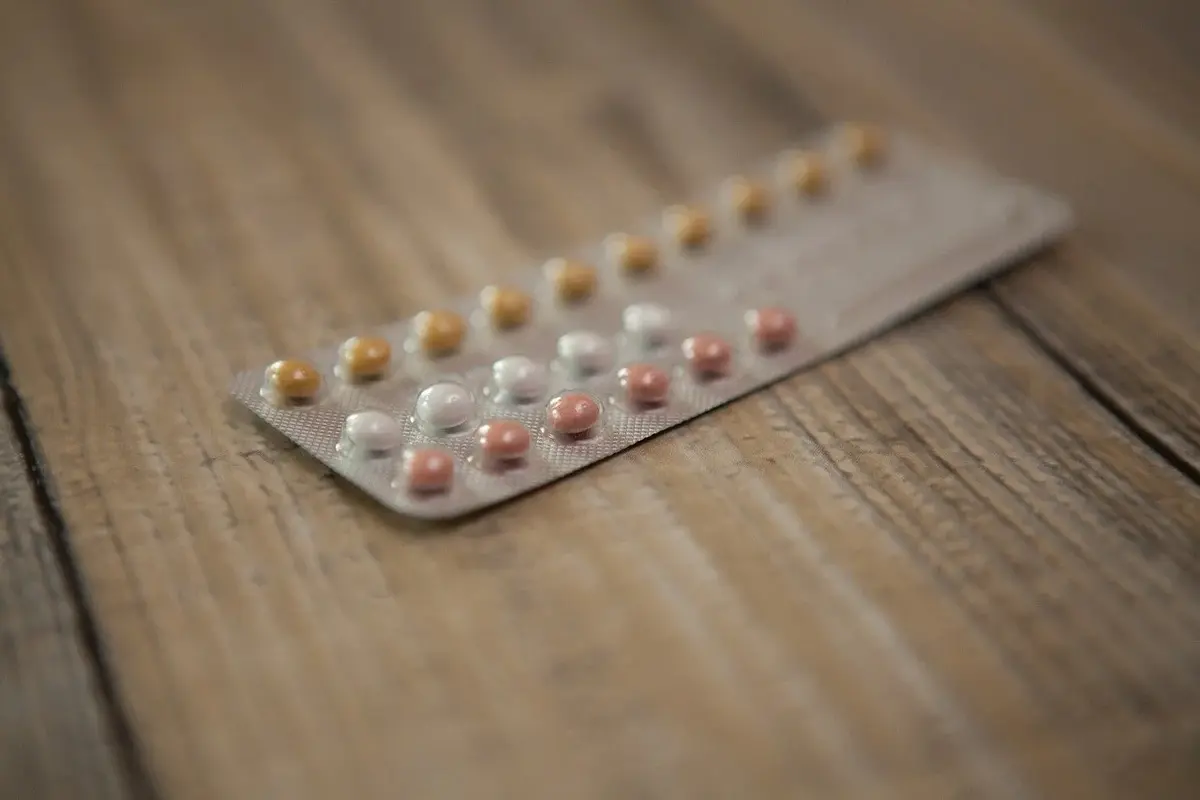 Główne zdjęcie - Tabletki antykoncepcyjne - najczęstsze skutki uboczne