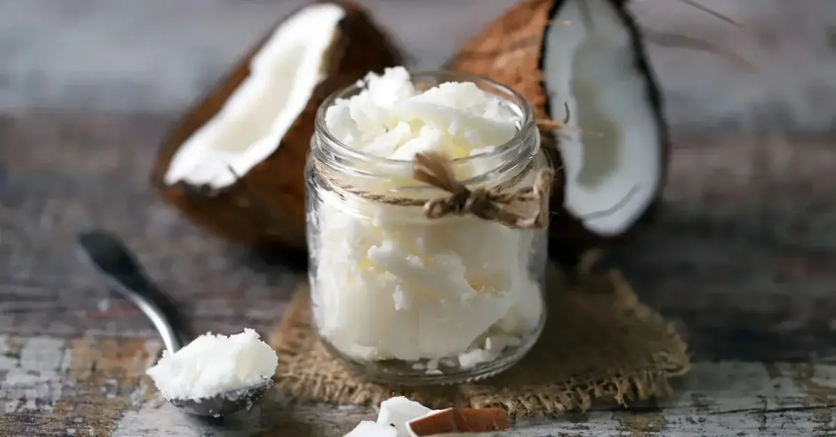 Główne zdjęcie - Olej kokosowy w kuchni: jak go używać i dlaczego warto?