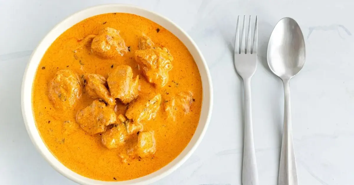 Główne zdjęcie - Kurczak curry: Odkryj bogactwo aromatów