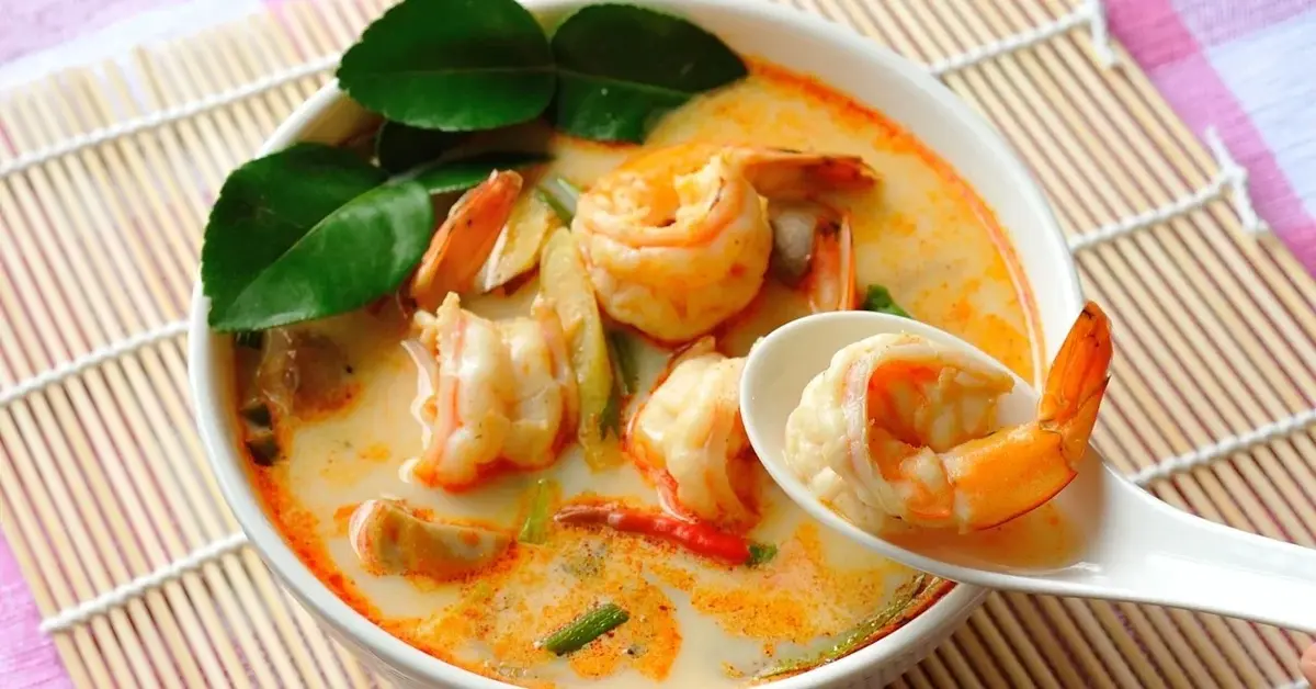 Główne zdjęcie - Tajska zupa z owocami morza w Twojej kuchni