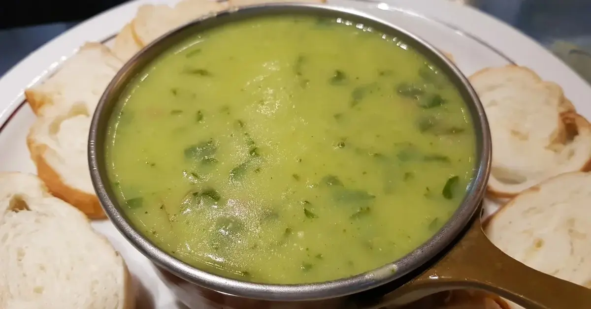 zupa z jarmużem