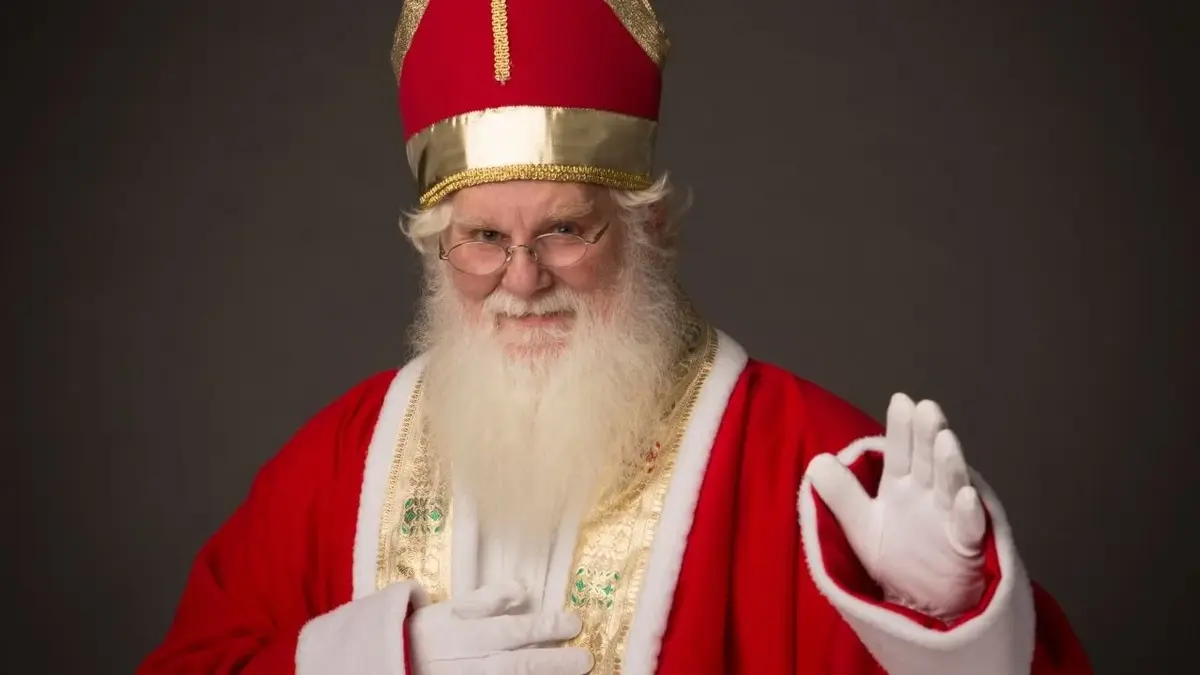 jak wygląda prawdziwy święty mikołaj