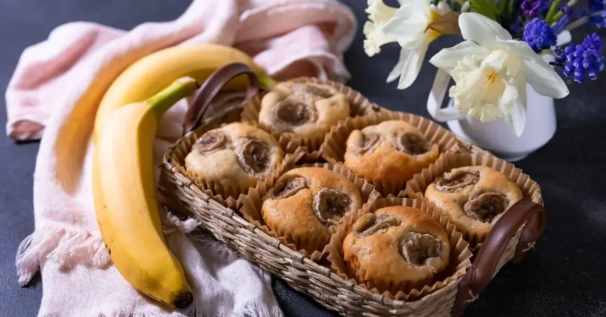 Muffinki z bananami i czekoladą - pomysł na wykorzystanie bananów