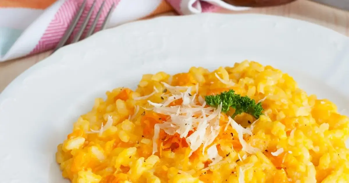 dyniowe risotto na talerzu