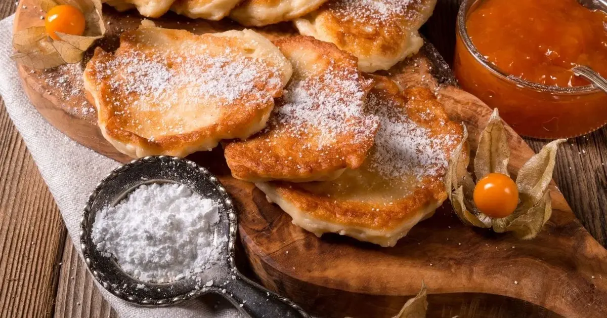 Główne zdjęcie - Racuchy drożdżowe: Przepis babci na niebo w gębie!
