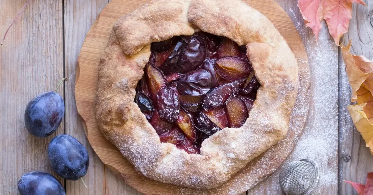 Główne zdjęcie - Galette ze śliwkami: Tajemnica tkwi w... cieście!