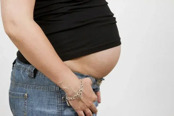 Główne zdjęcie - 4 dolegliwości kobiet w ciąży – zobacz co Ci grozi!