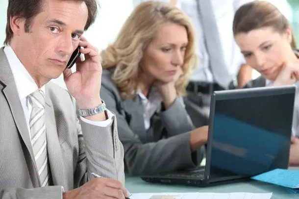 Jak uniknąć konfliktów w miejscu pracy? – 6 porad