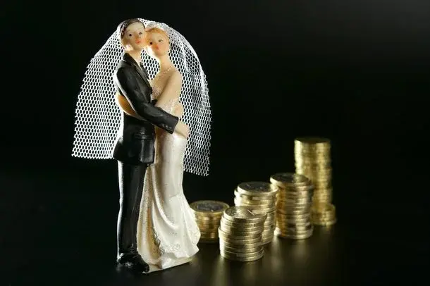 Zarządzanie finansami w małżeństwie – jak dzielić obowiązki
