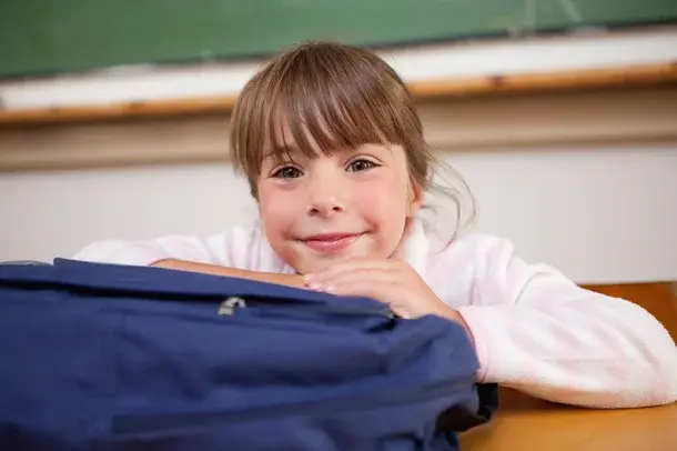 Dziecko idzie do pierwszej klasy – 4 sposoby, które pomogą mu złagodzić stres