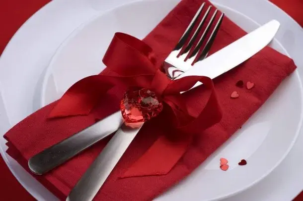 Walentynkowe menu dla dwojga – 4 pomysły z przepisami