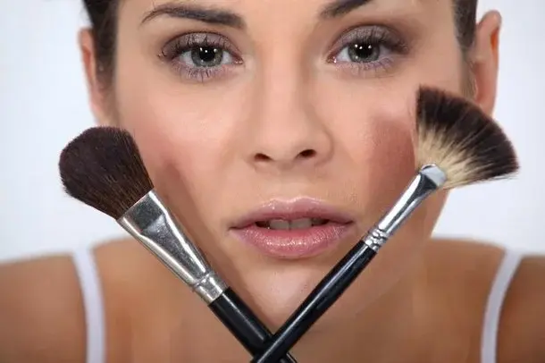 Główne zdjęcie - 26 trików które ulepszą twój makijaż