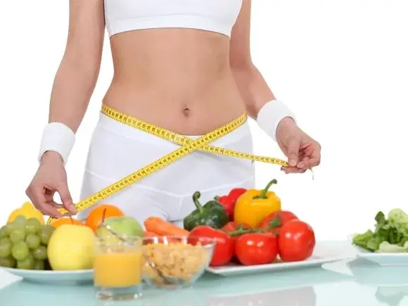 Główne zdjęcie - Jak schudnąć w nowym roku - popularne diety