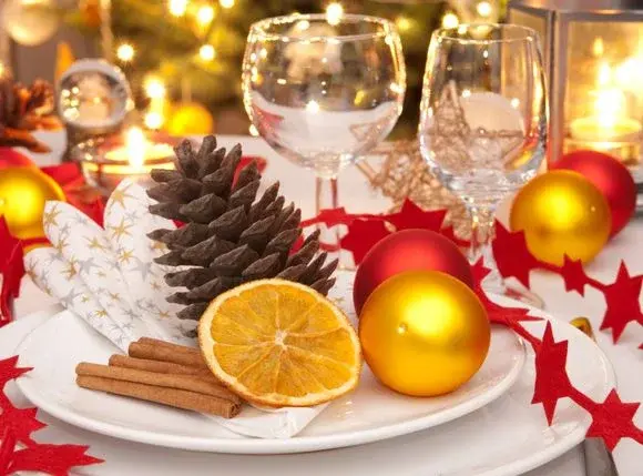 Jak ubrać się na Wigilię - 3 niezawodne stylizacje