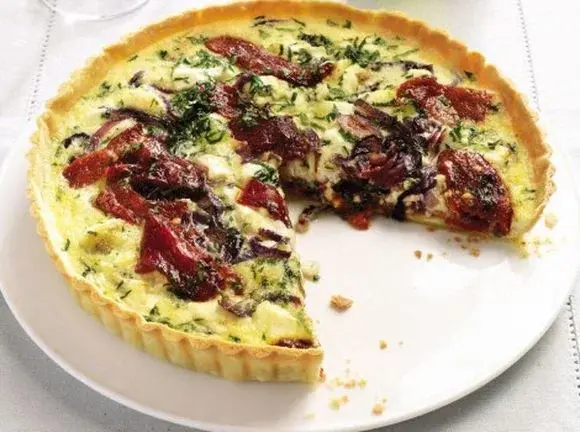 Przepis na bezmięsną tartę z papryką - pyszne!