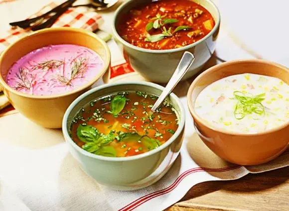 Główne zdjęcie - Jaka zupa na obiad? Smaczne, zdrowe i pożywne przepisy