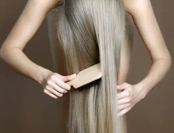 3 sposoby na szybszy porost włosów