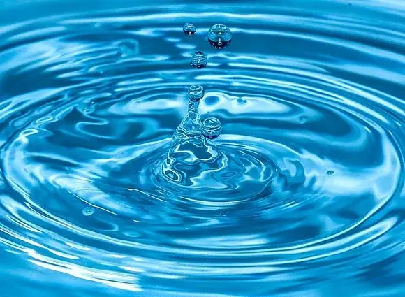 Jak pozbyć się nadmiaru wody z organizmu?