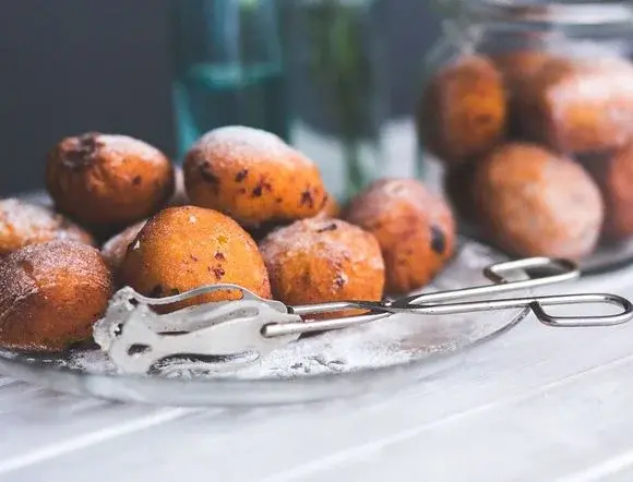 Jak zrobić domowe rogaliki, muffinki oraz pączki?