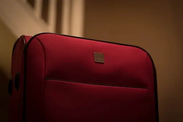 Jak wyczyścić walizkę? 9 sprawdzonych sposobów