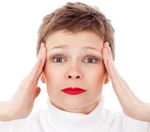 Jak pokonać migrenę za pomocą domowych sposobów?