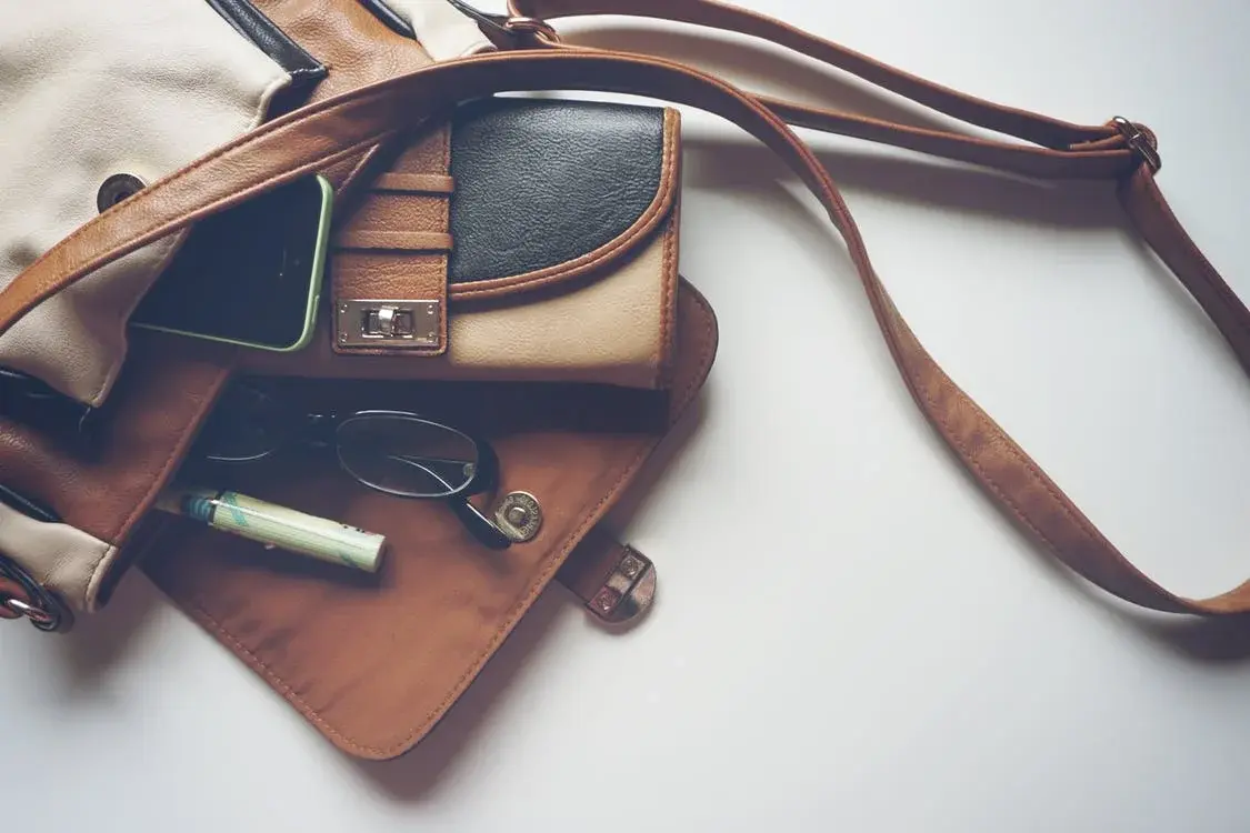 Wygodne, praktyczne i modne – torby i nerki