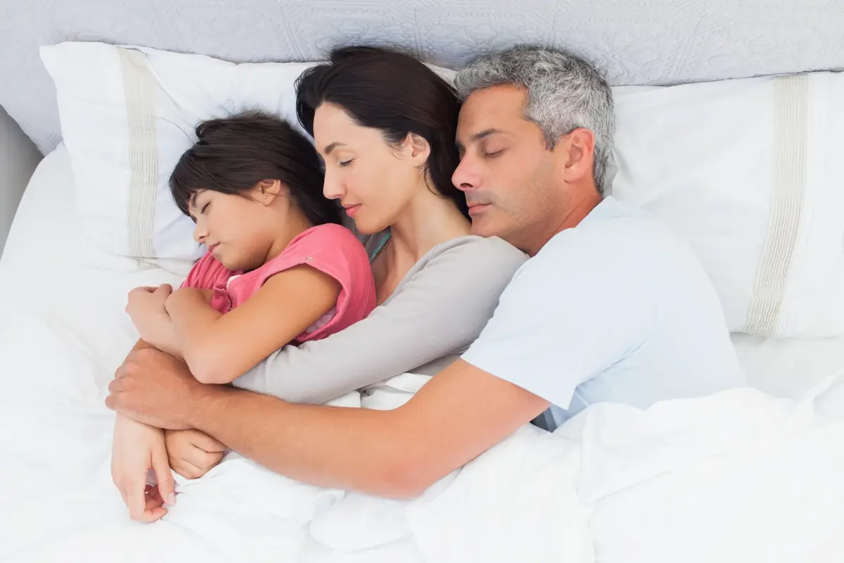 jak oduczyć dziecko spania z rodzicami