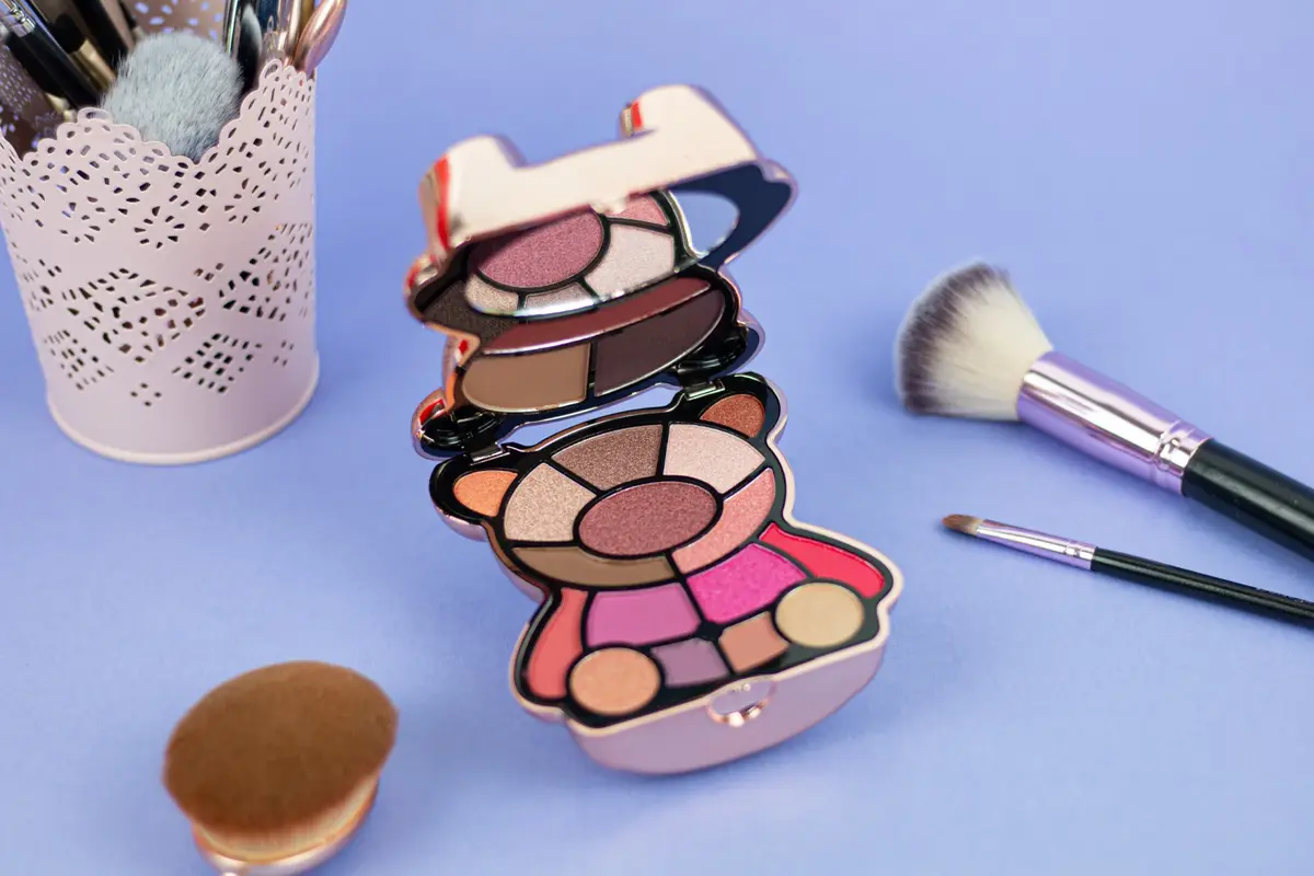 Makeup Revolution I Heart Revolution Teddy Bear