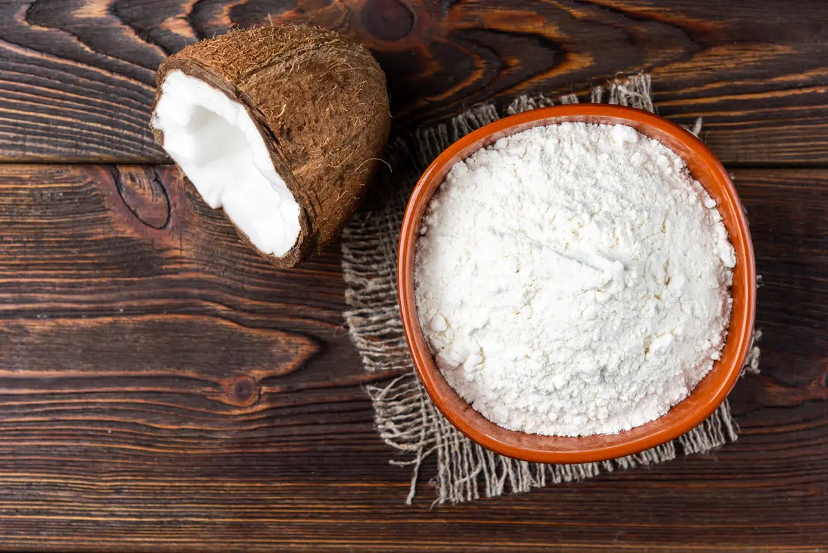 Główne zdjęcie - Mąka kokosowa - dlaczego warto z niej korzystać i jak jej używać