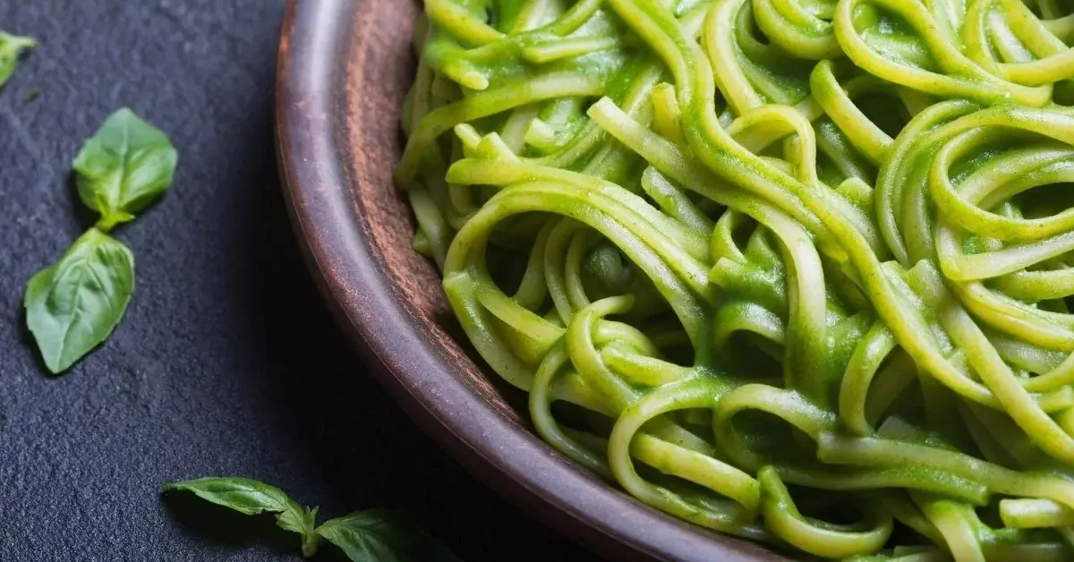 Makaron ze szpinakiem