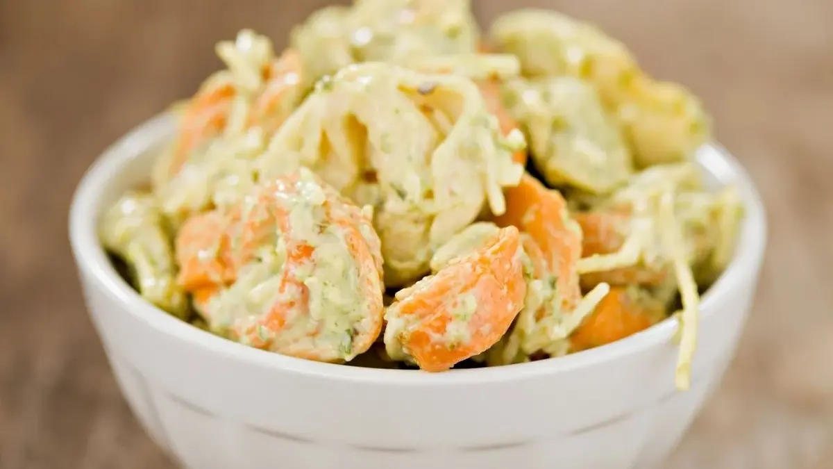 Sałatka z tortellini