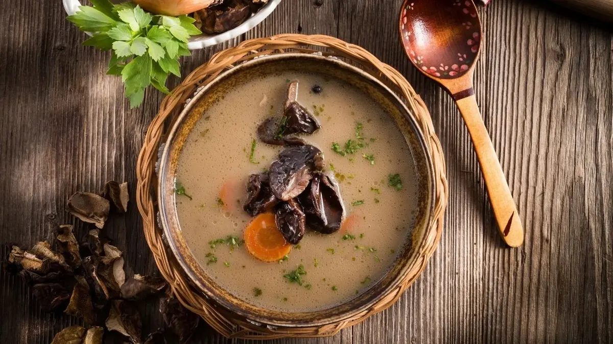 wigilijna zupa grzybowa magdy gessler