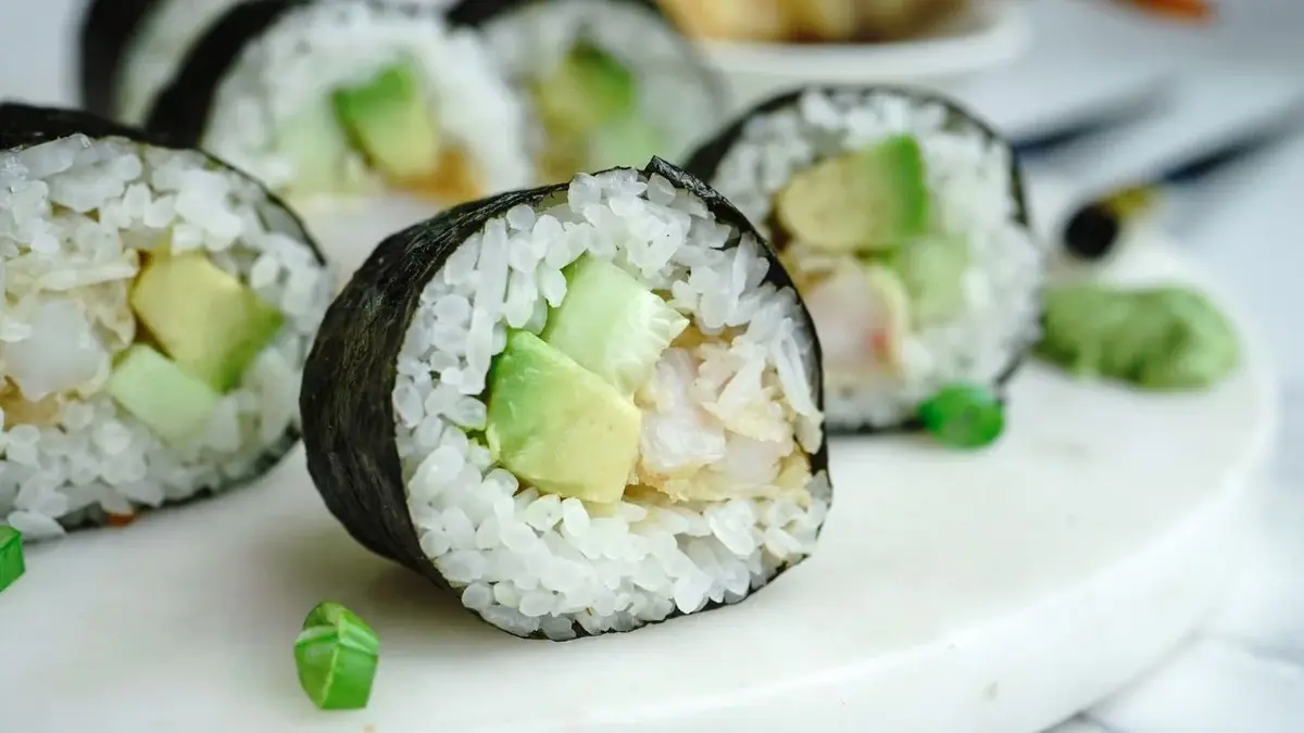 Awokado sushi