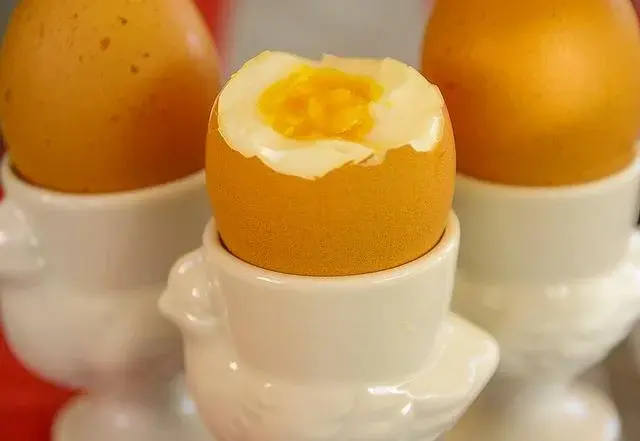 Pomysły na śniadania z jajkami