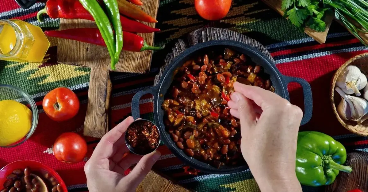 Główne zdjęcie - Bezmięsne chili sin carne - meksykańskie danie, które zachwyciło wegetarian!