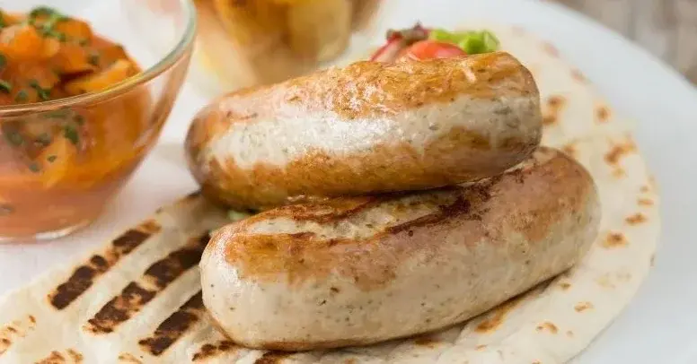 Biała kiełbasa z grilla