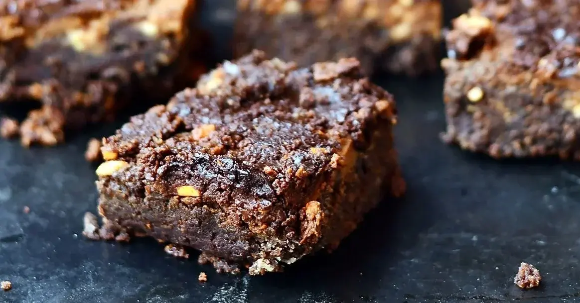 Brownie z masłem orzechowym