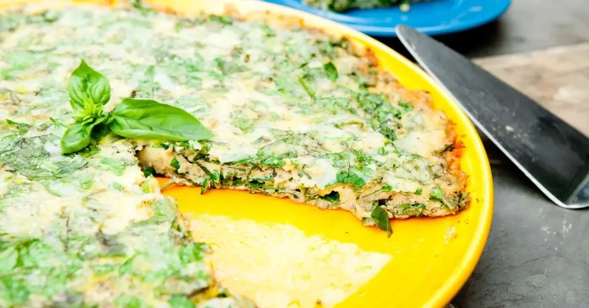 Frittata z szynką, serem i szpinakiem
