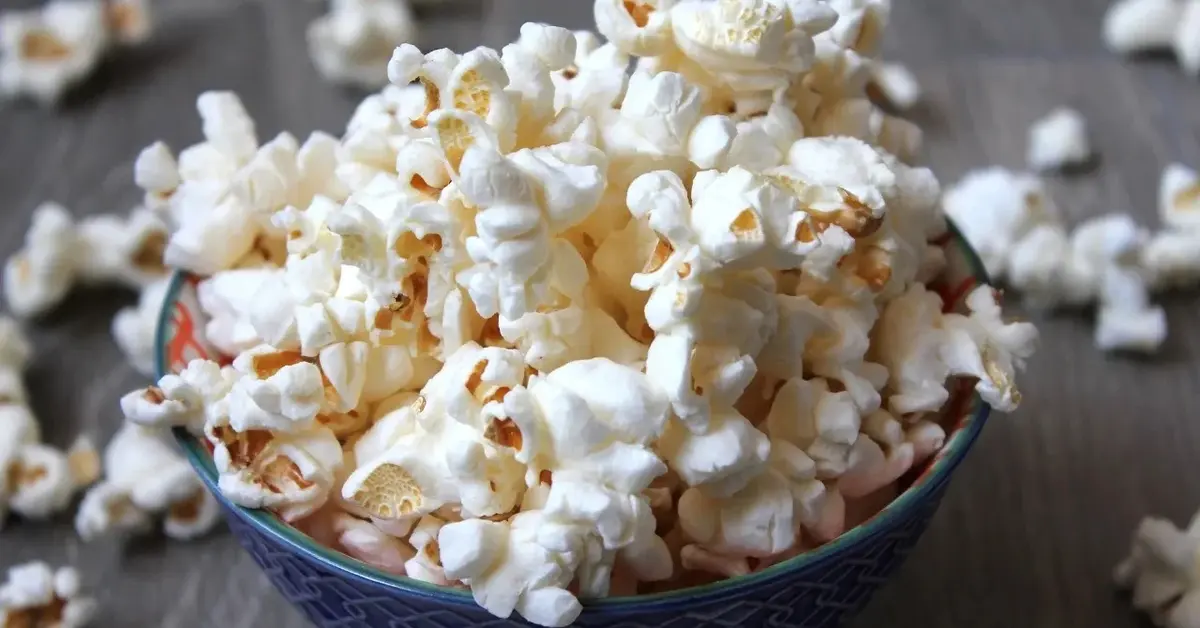 Główne zdjęcie - Popcorn: Puste kalorie czy coś więcej?