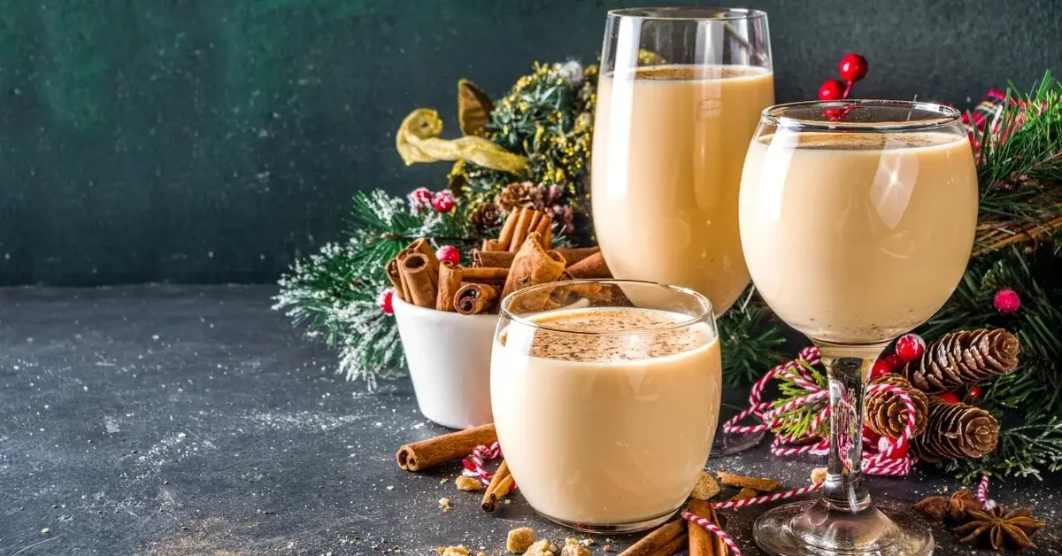 Likier jajeczny naszykowany na Gwiazdkę.