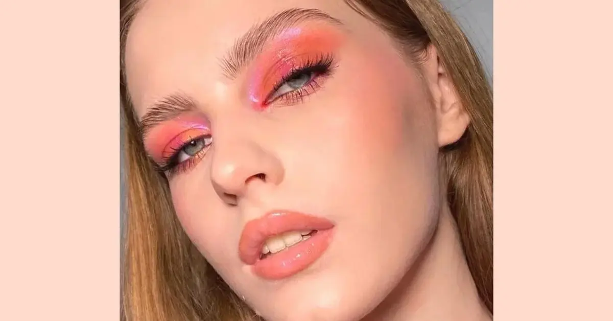 makijaż pomarańczowo różowy