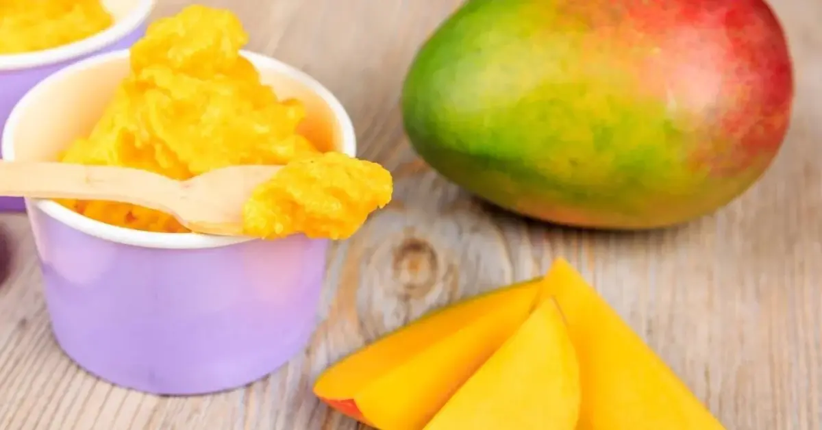 Maseczka ze zmiksowane mango i jogurtu naturalnego