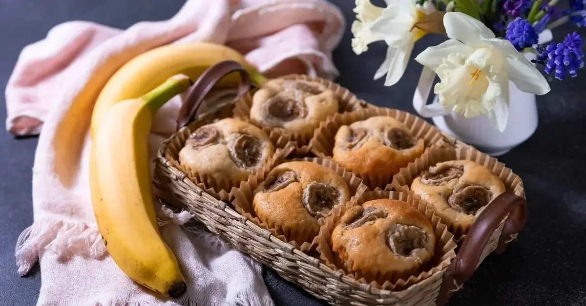 Główne zdjęcie - Muffiny jak chlebek bananowy. Przepis na muffinki z bananami