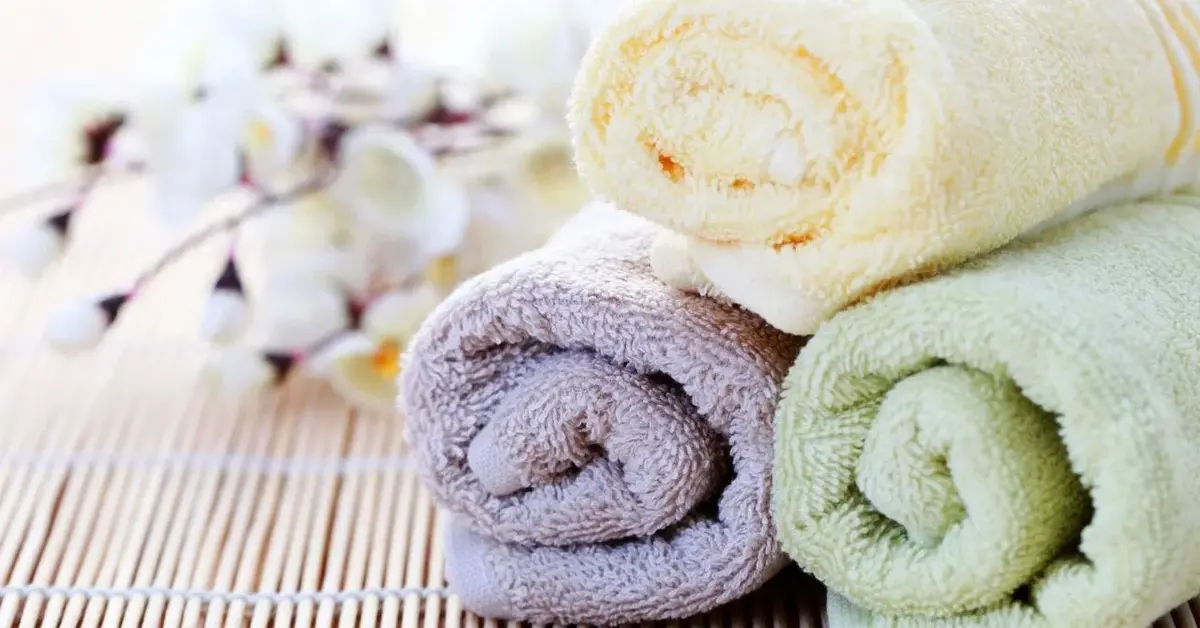 Jak prać ręczniki, aby były miękkie puszyste